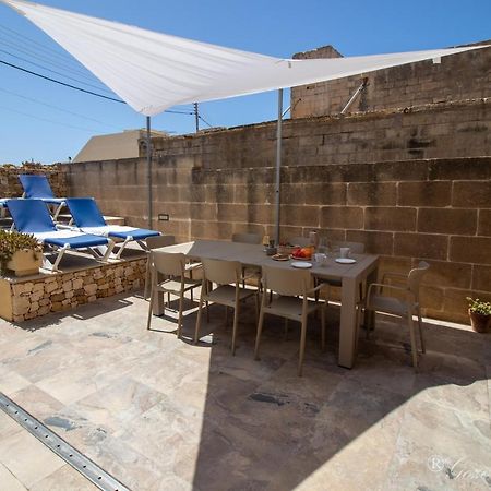 Mandolina Casa Hotel Għarb Buitenkant foto