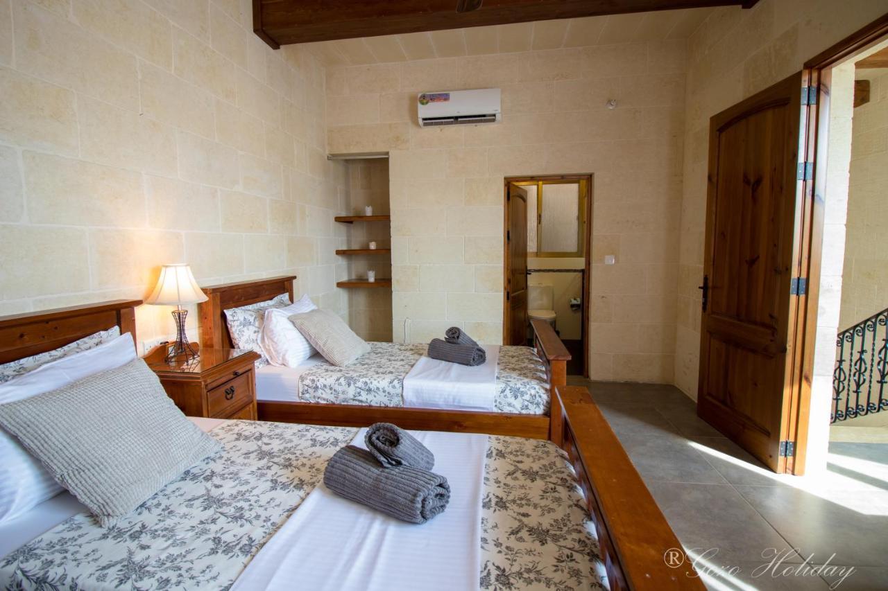 Mandolina Casa Hotel Għarb Buitenkant foto